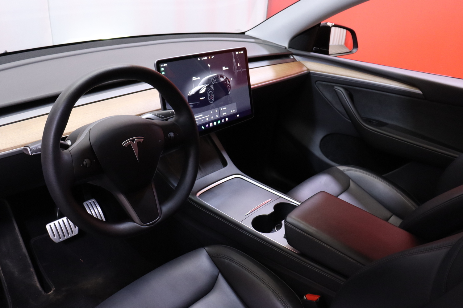 Tesla Model Y vaihtoauto