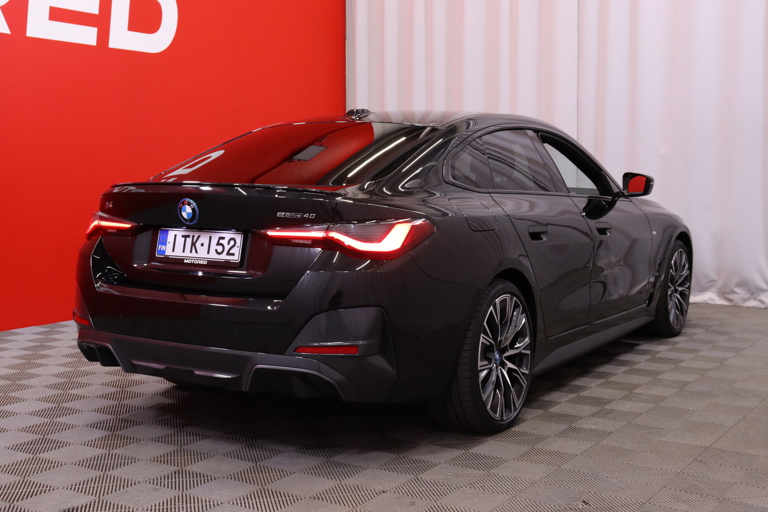 BMW i4 vaihtoauto
