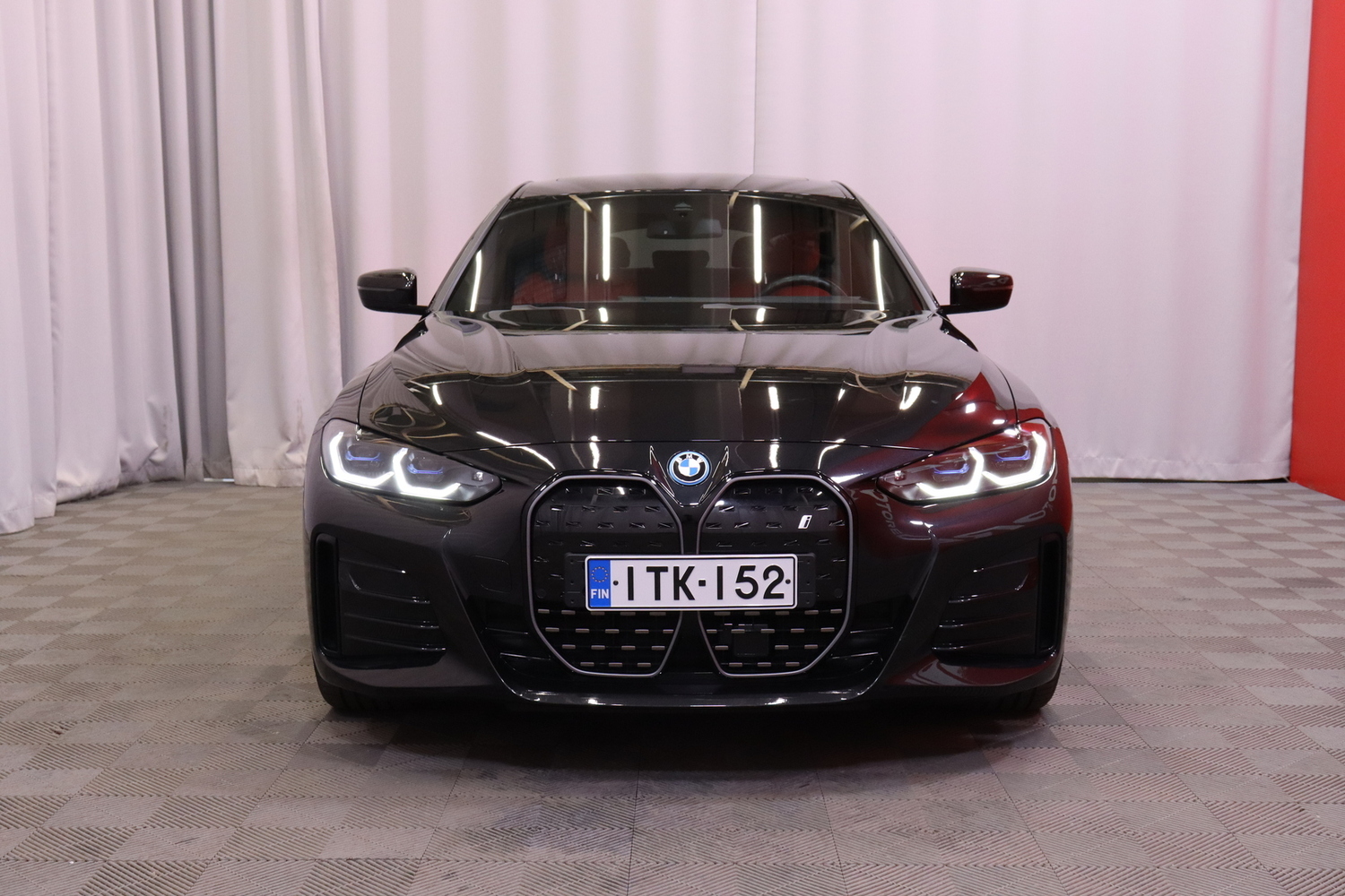 BMW i4 vaihtoauto