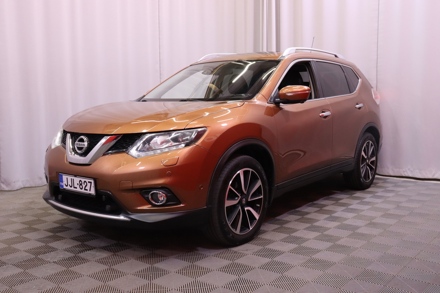 Nissan X-Trail vaihtoauto