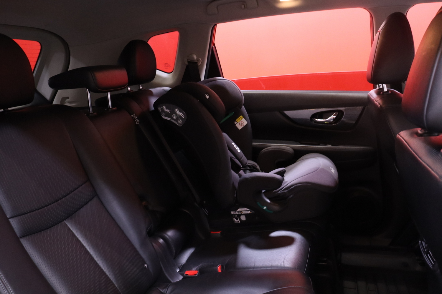 Nissan X-Trail vaihtoauto