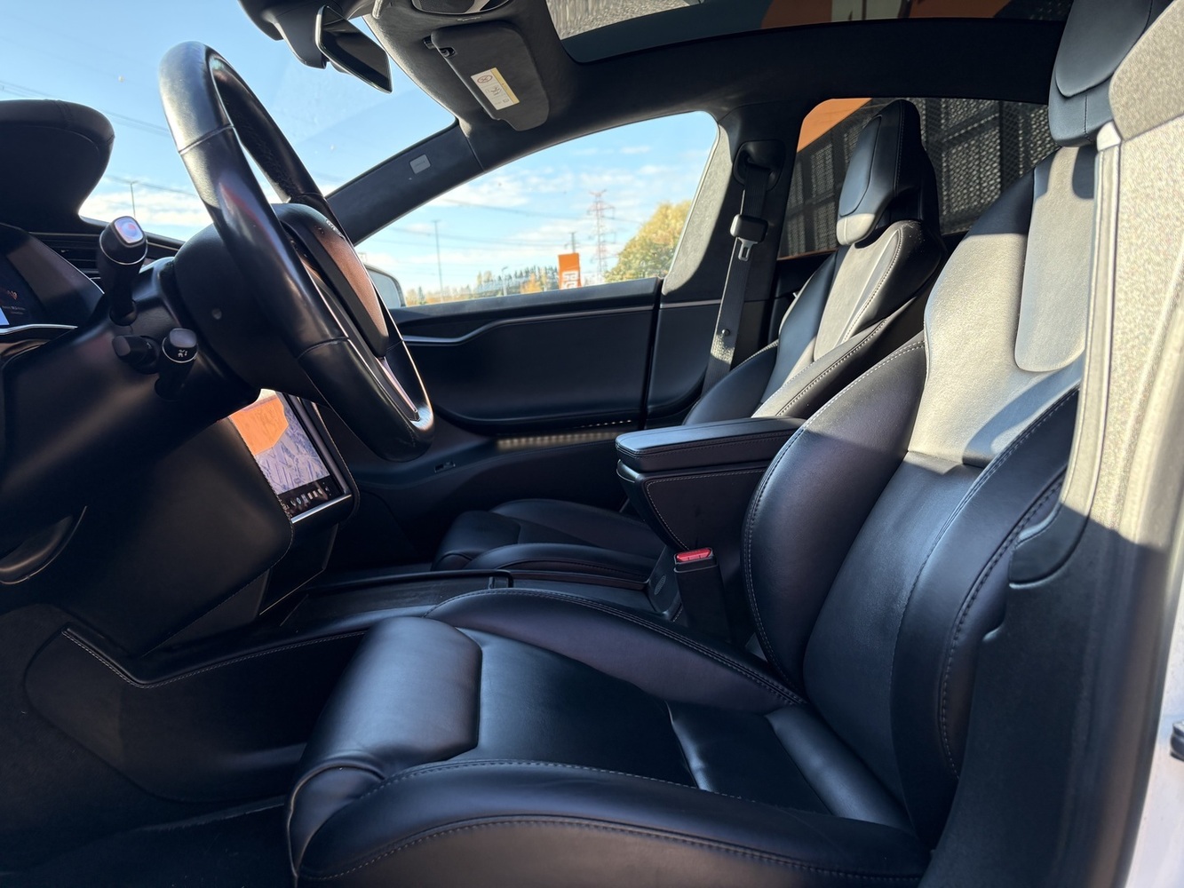 Tesla Model S vaihtoauto