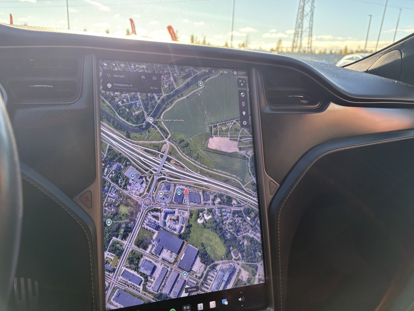 Tesla Model S vaihtoauto