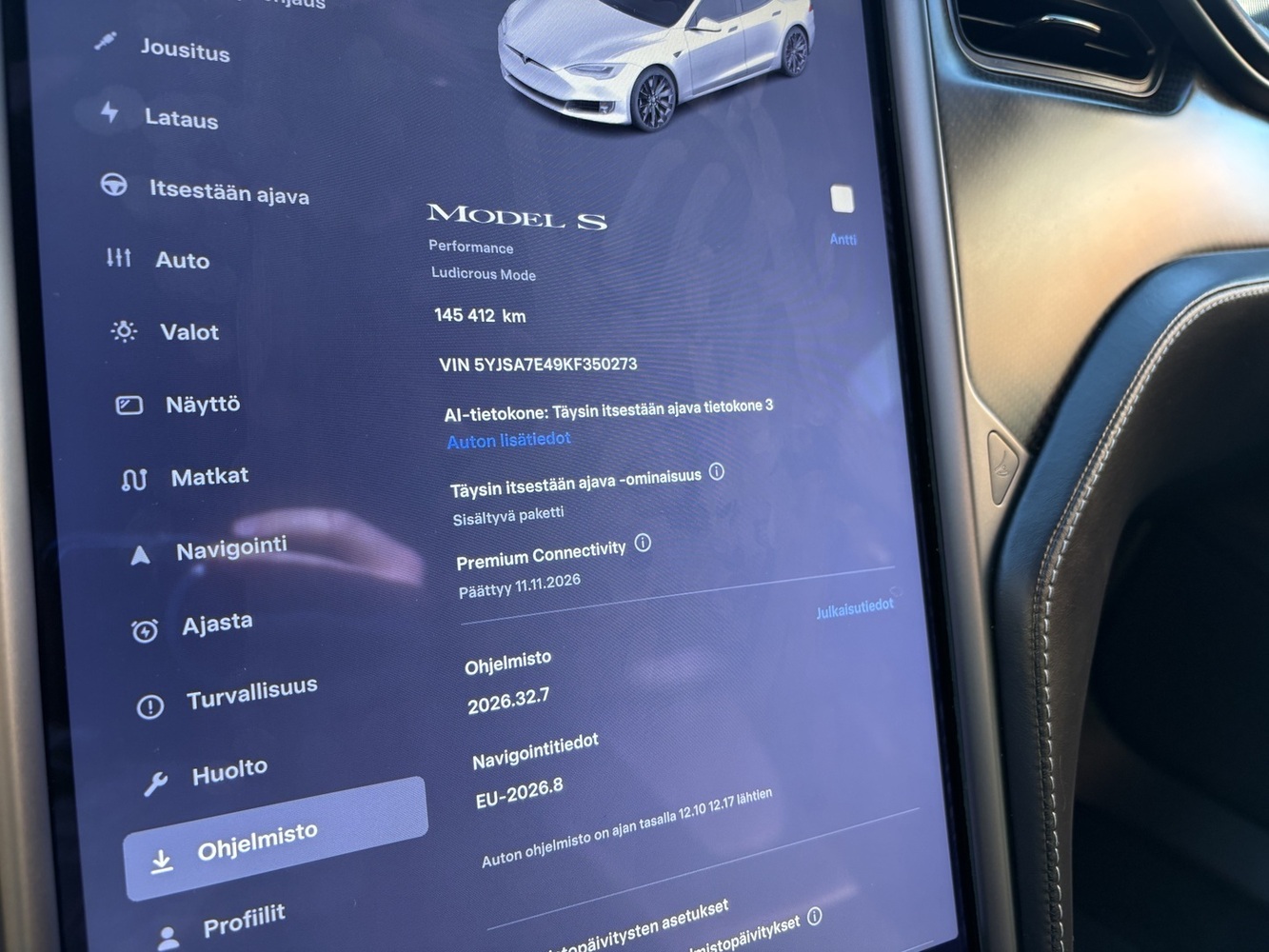 Tesla Model S vaihtoauto