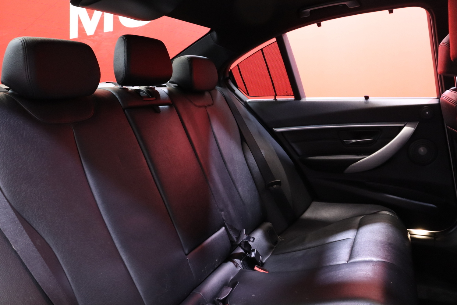 BMW 330 vaihtoauto