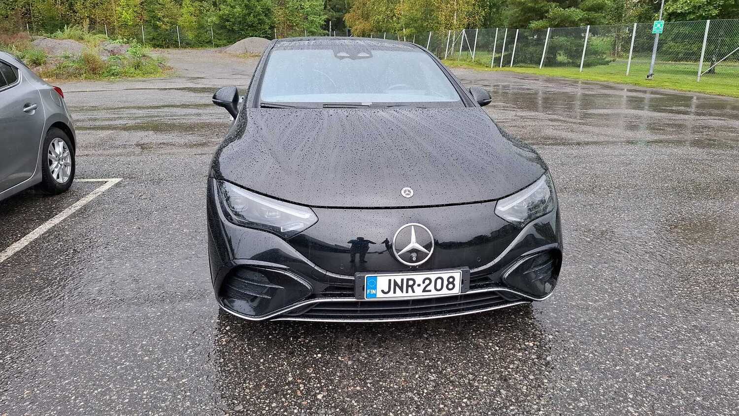 Mercedes-Benz EQE vaihtoauto