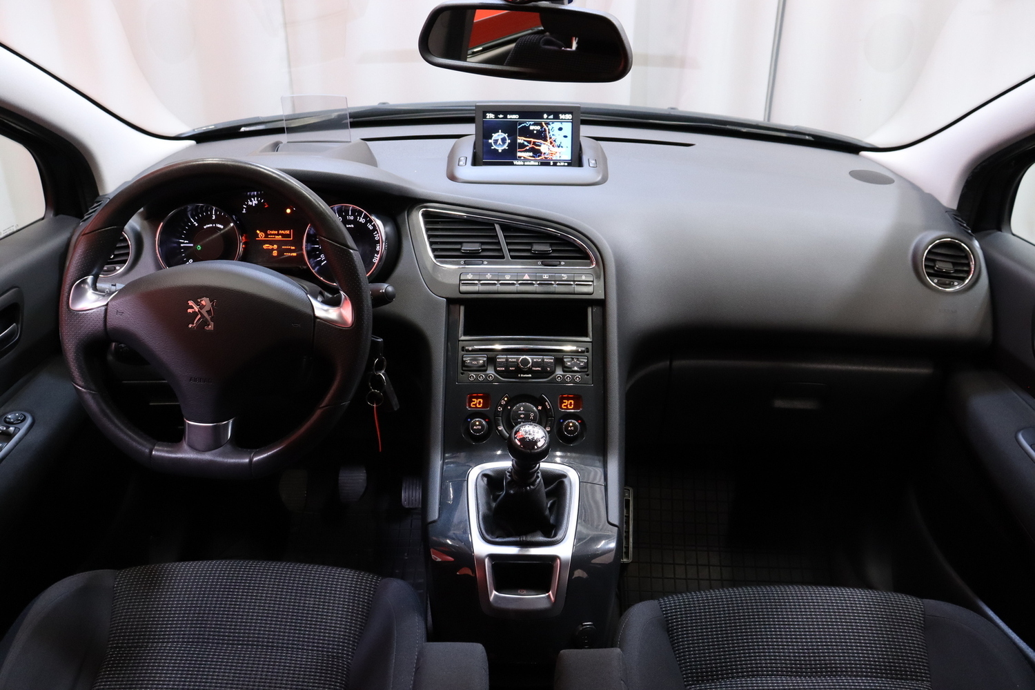 Peugeot 5008 vaihtoauto