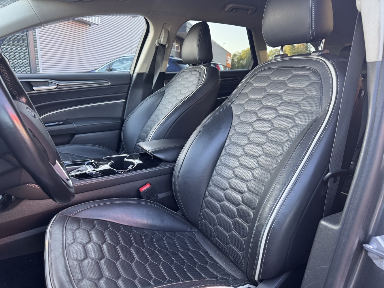 Ford Mondeo vaihtoauto