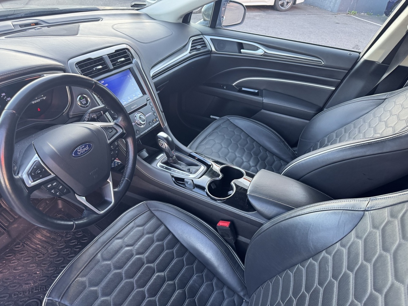 Ford Mondeo vaihtoauto
