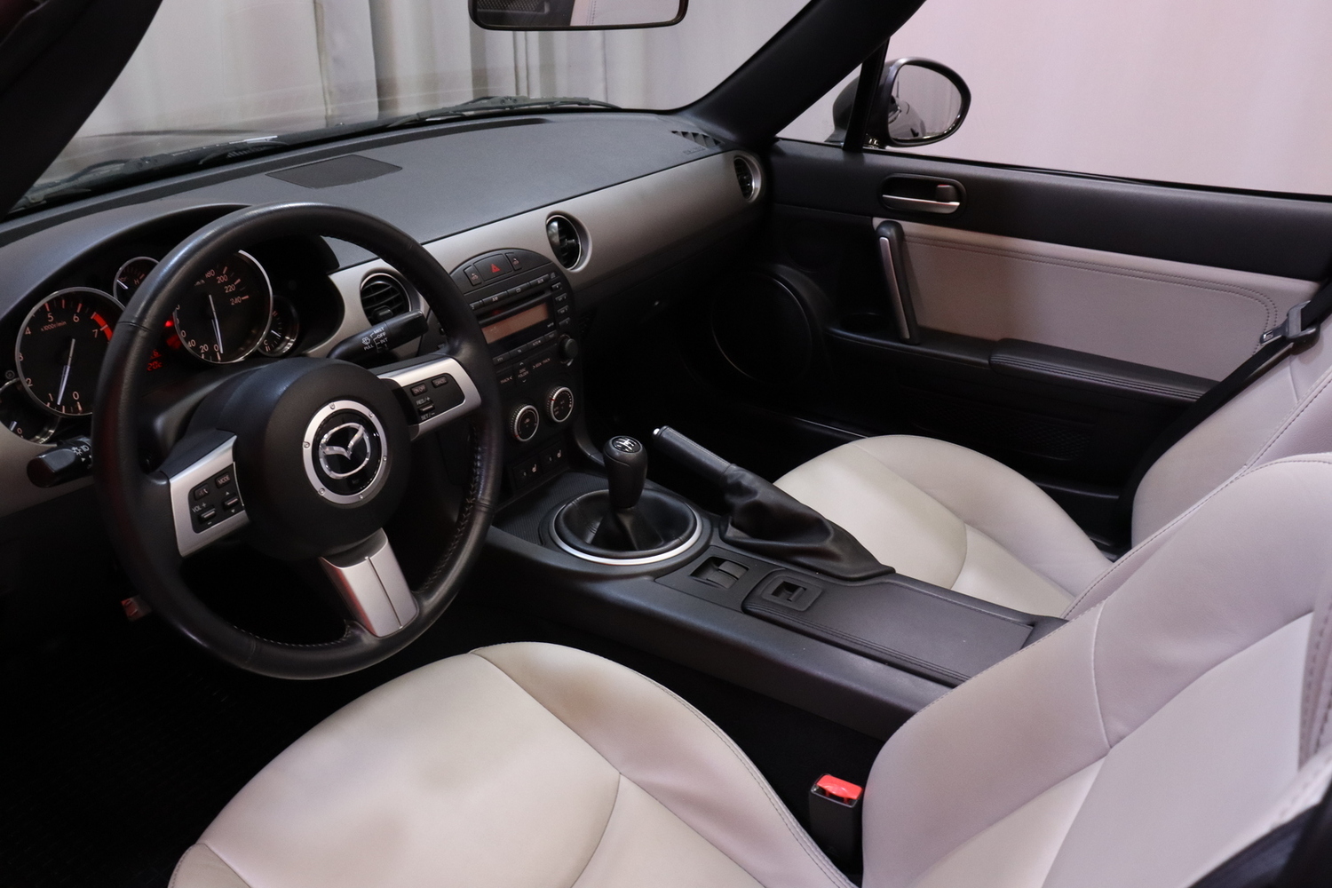 Mazda MX-5 vaihtoauto