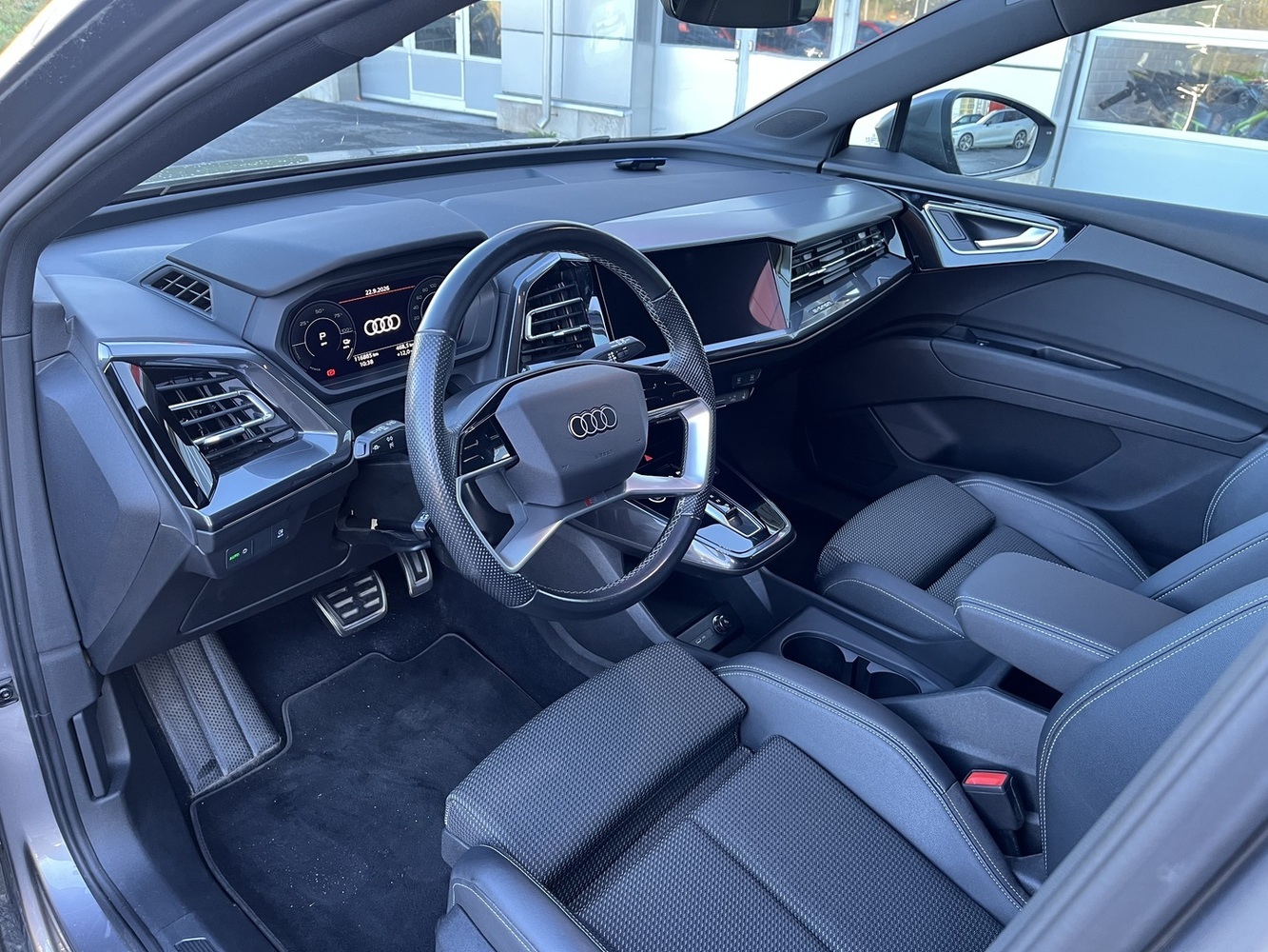 Audi Q4 e-tron vaihtoauto
