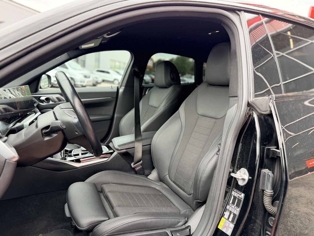 BMW i4 vaihtoauto