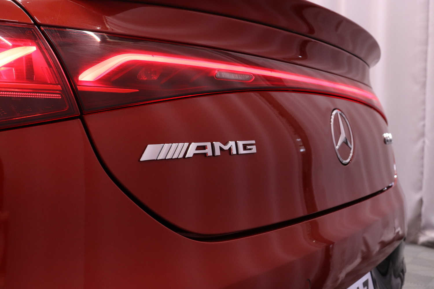 Mercedes-Benz EQE vaihtoauto