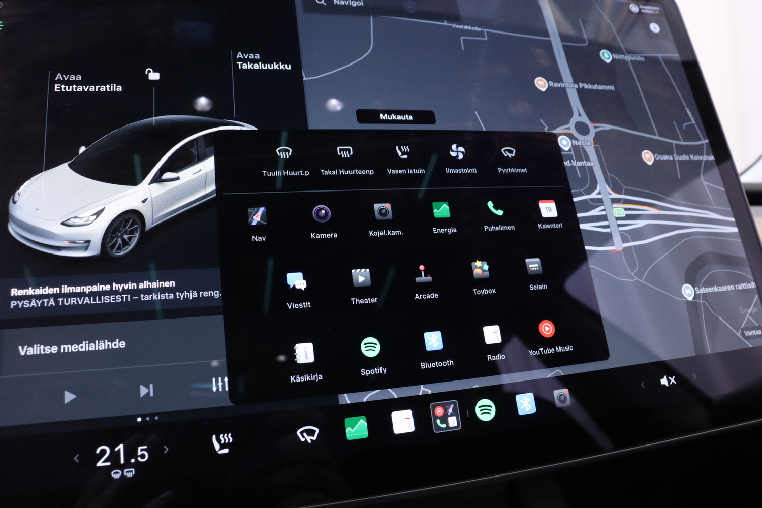 Tesla Model 3 vaihtoauto