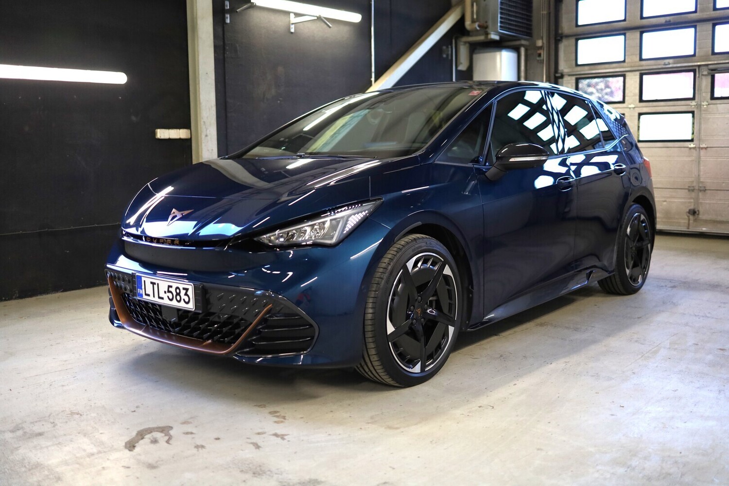 Cupra Born vaihtoauto