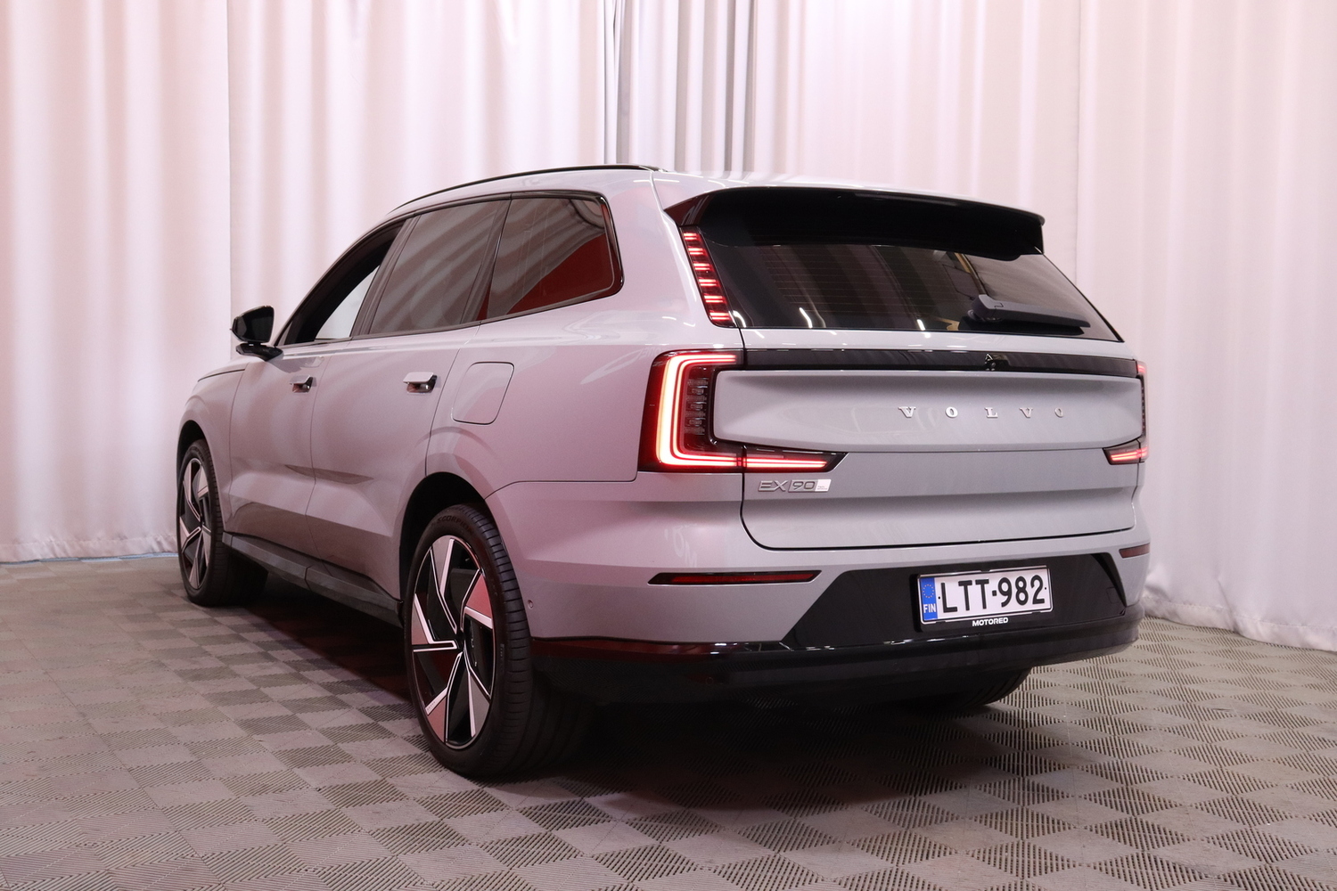 Volvo EX90 vaihtoauto