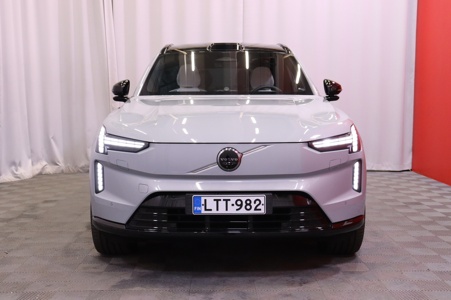 Volvo EX90 vaihtoauto