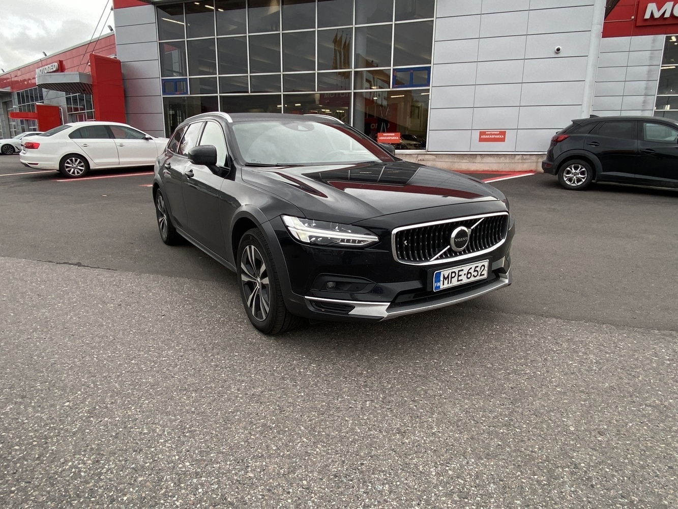Volvo V90 Cross Country vaihtoauto