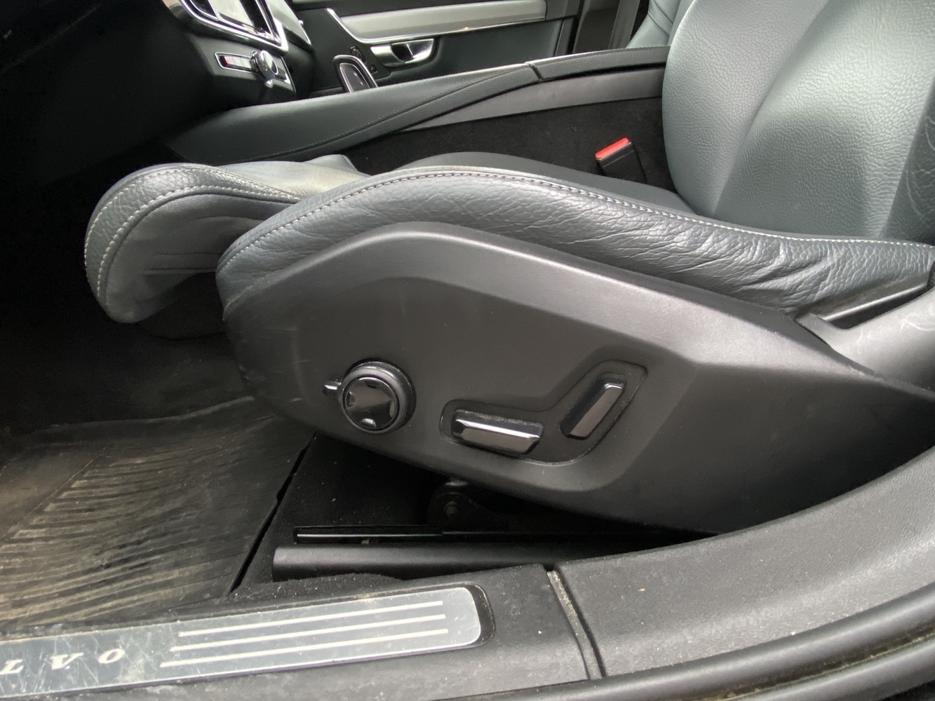Volvo V90 Cross Country vaihtoauto