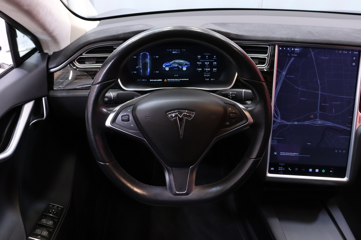 Tesla Model S vaihtoauto