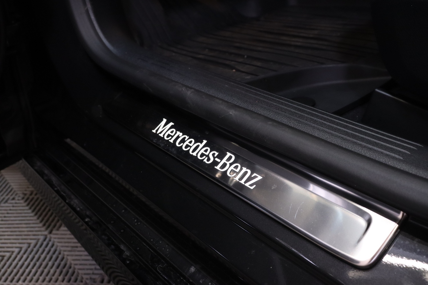 Mercedes-Benz EQE vaihtoauto