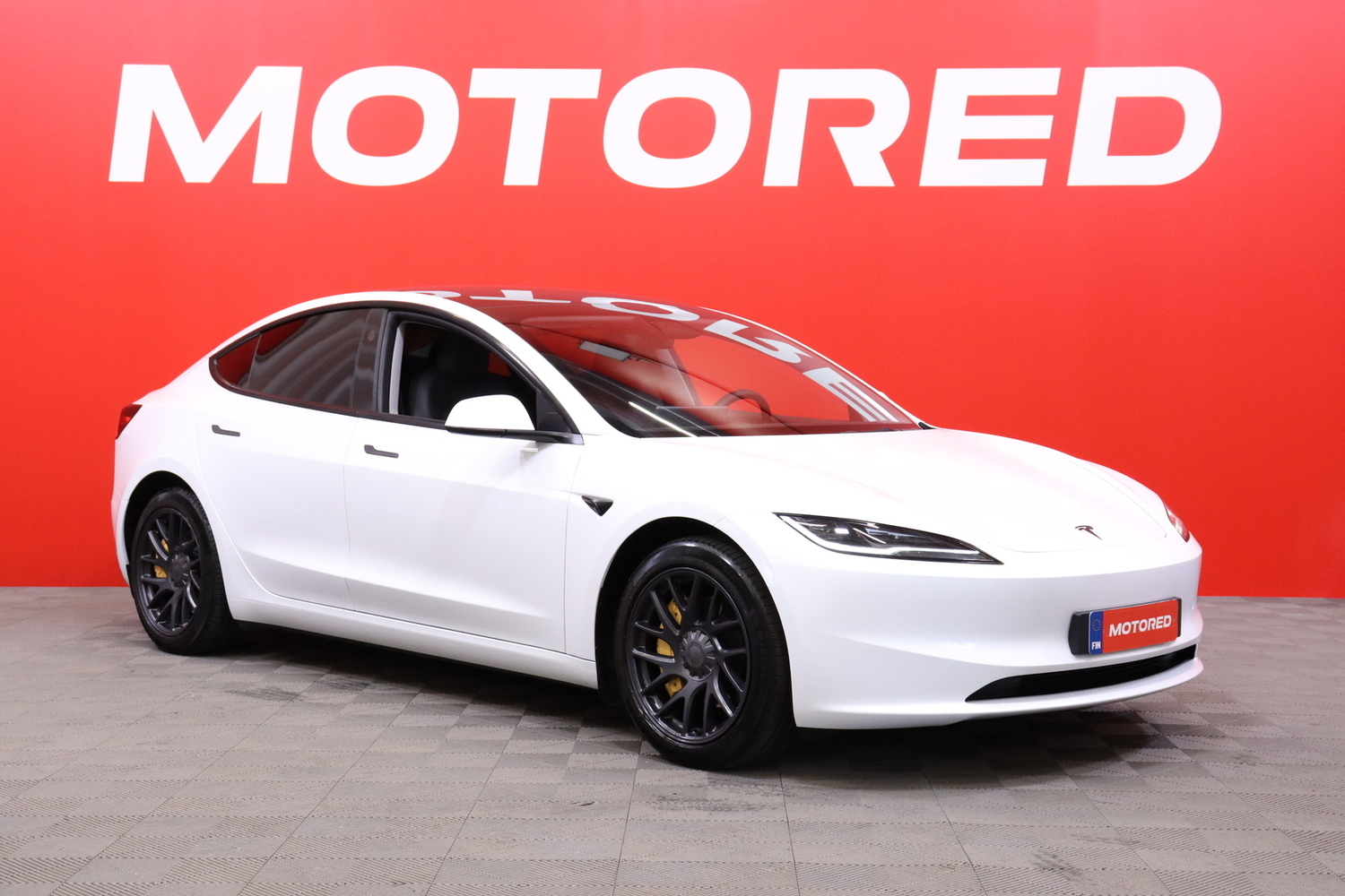 Tesla Model 3 vaihtoauto