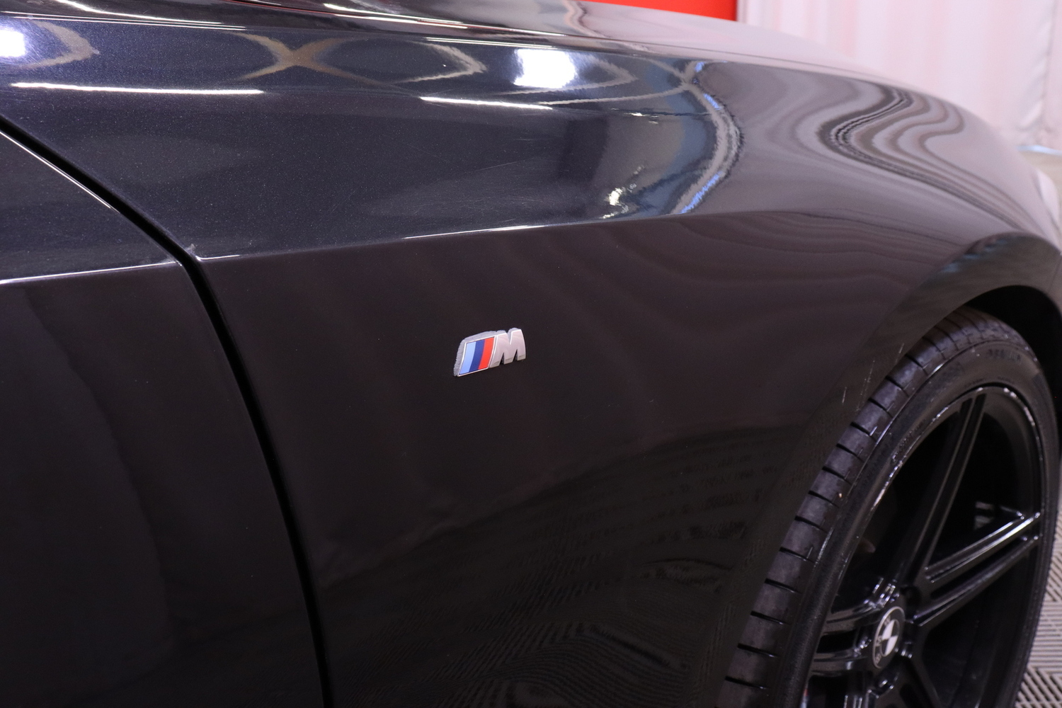 BMW 330 vaihtoauto