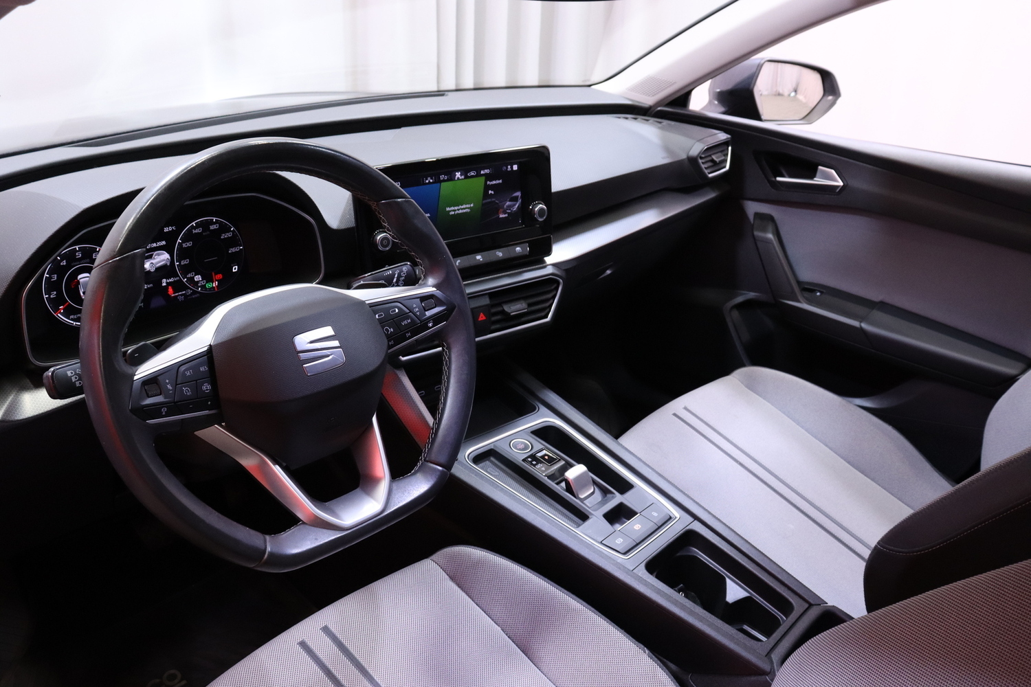 SEAT Leon vaihtoauto