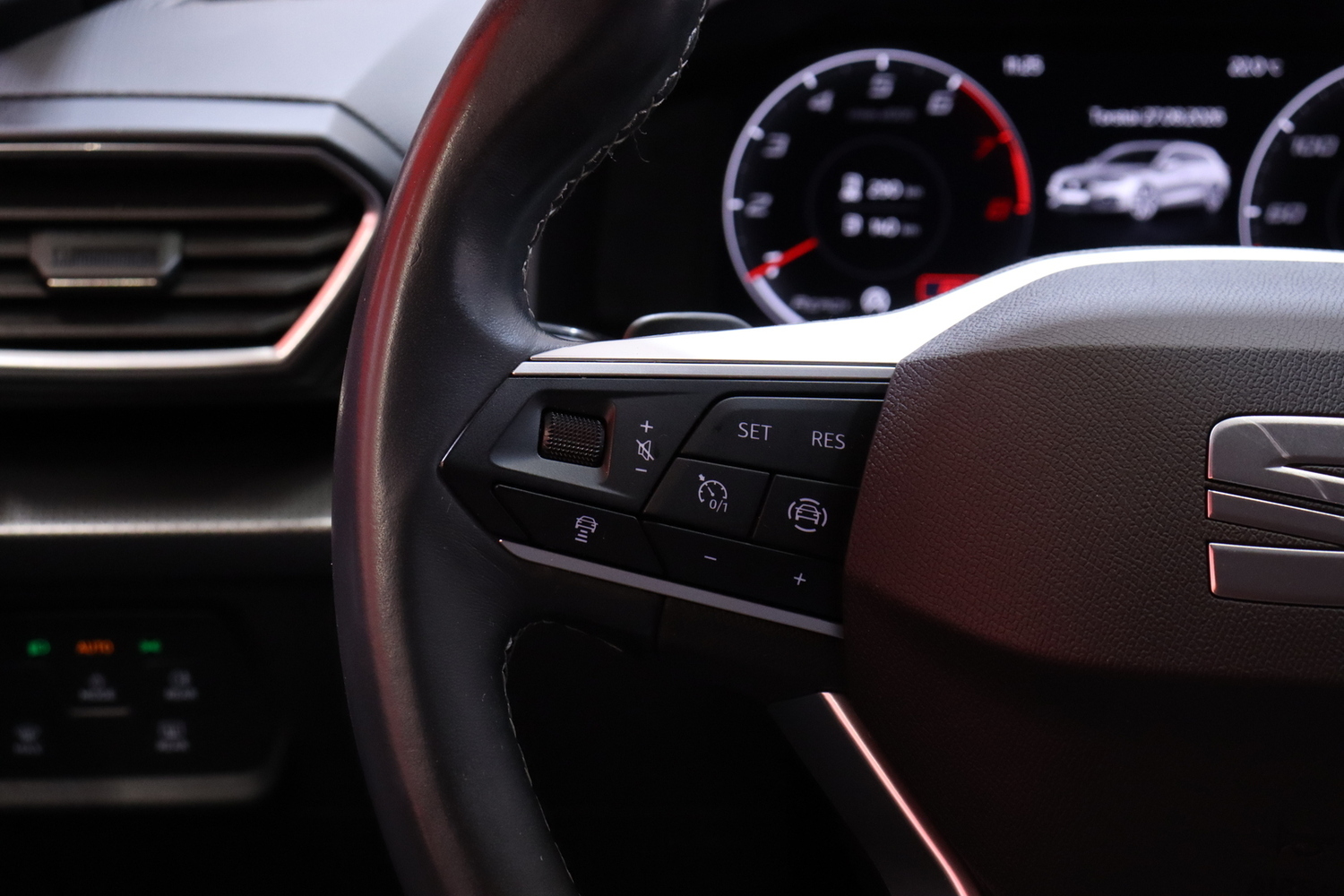 SEAT Leon vaihtoauto