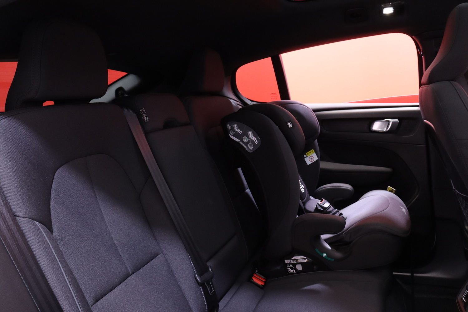 Volvo C40 vaihtoauto