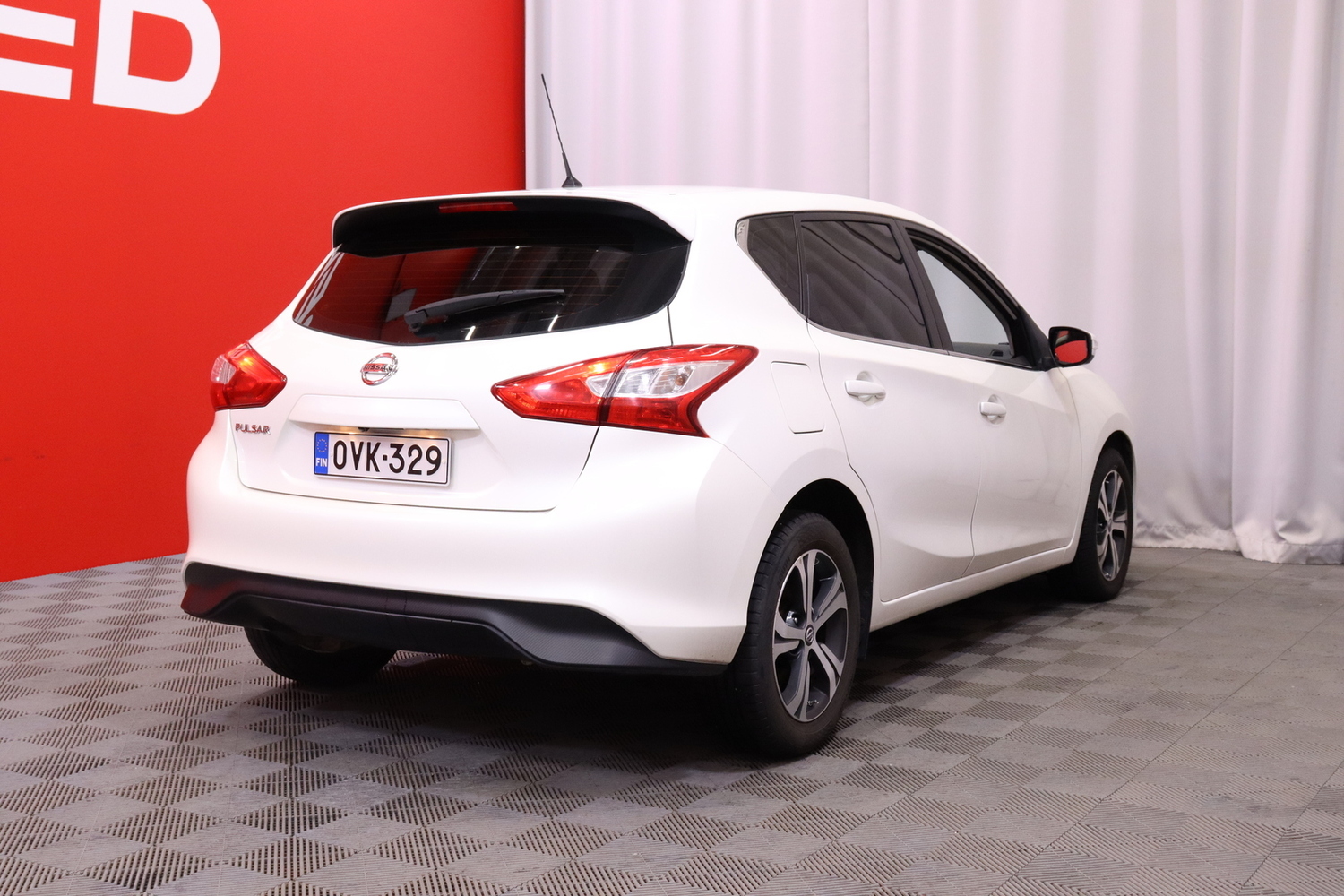 Nissan Pulsar vaihtoauto