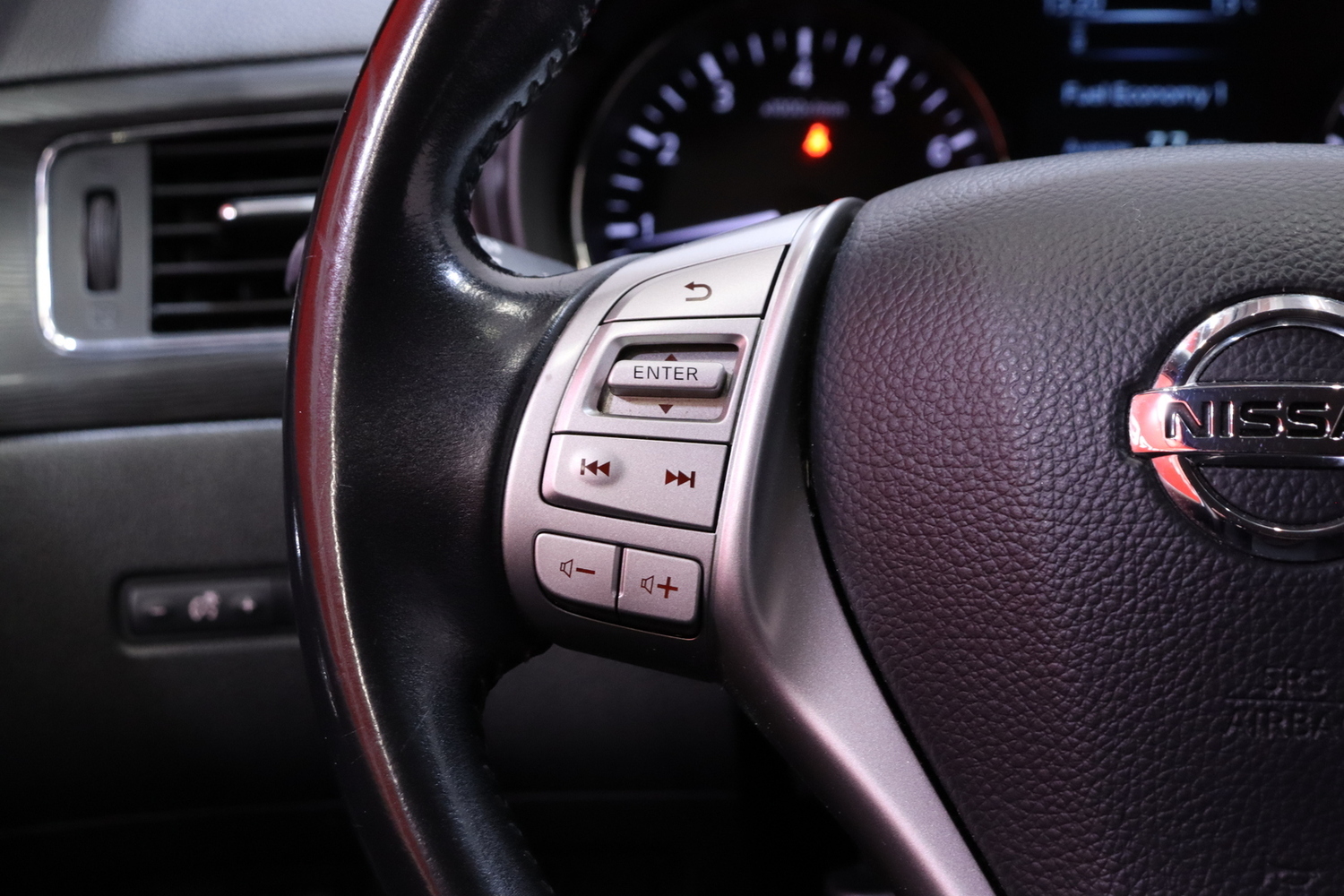 Nissan Pulsar vaihtoauto