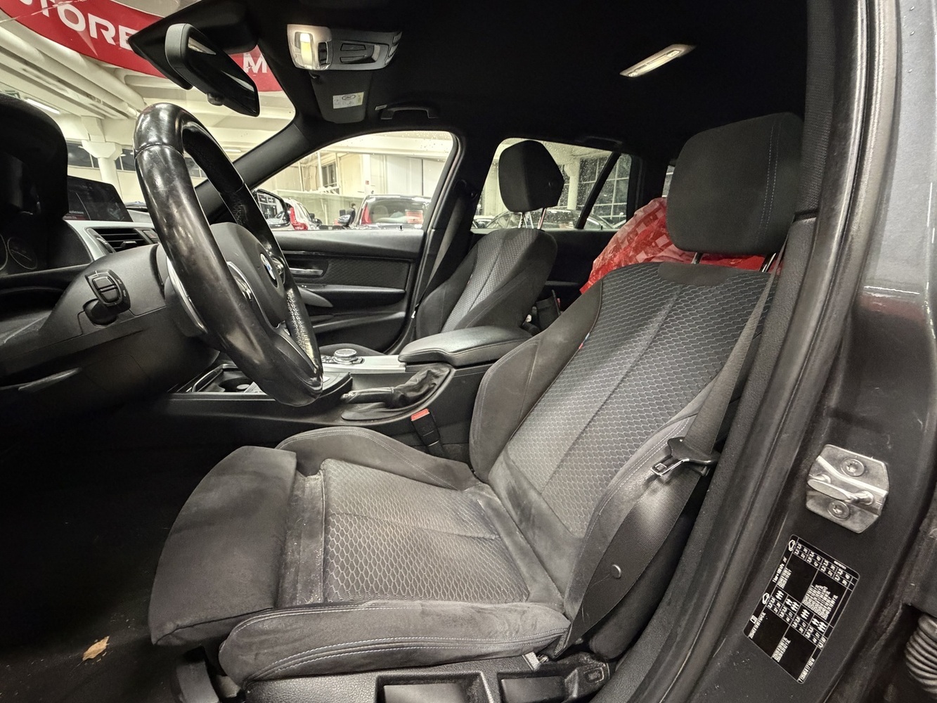 BMW 330 vaihtoauto