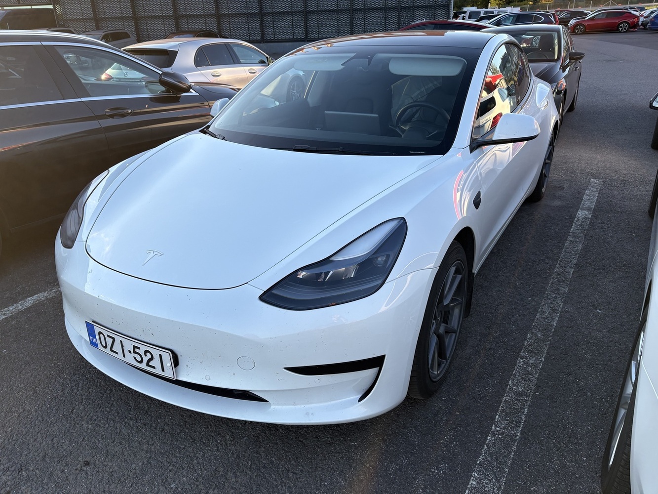 Tesla Model 3 vaihtoauto