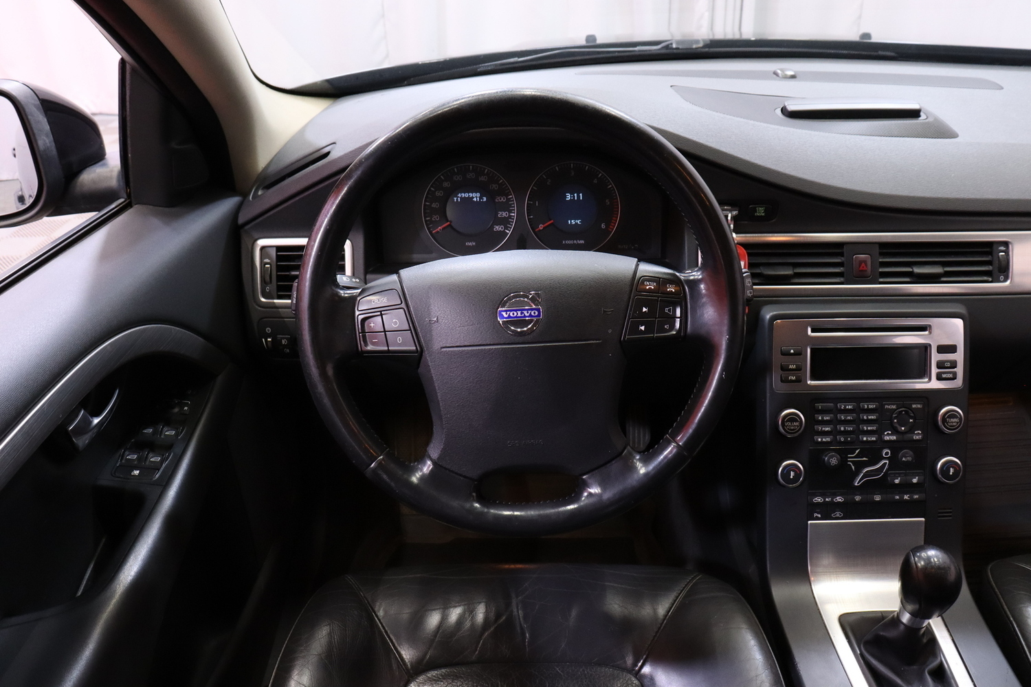 Volvo V70 vaihtoauto