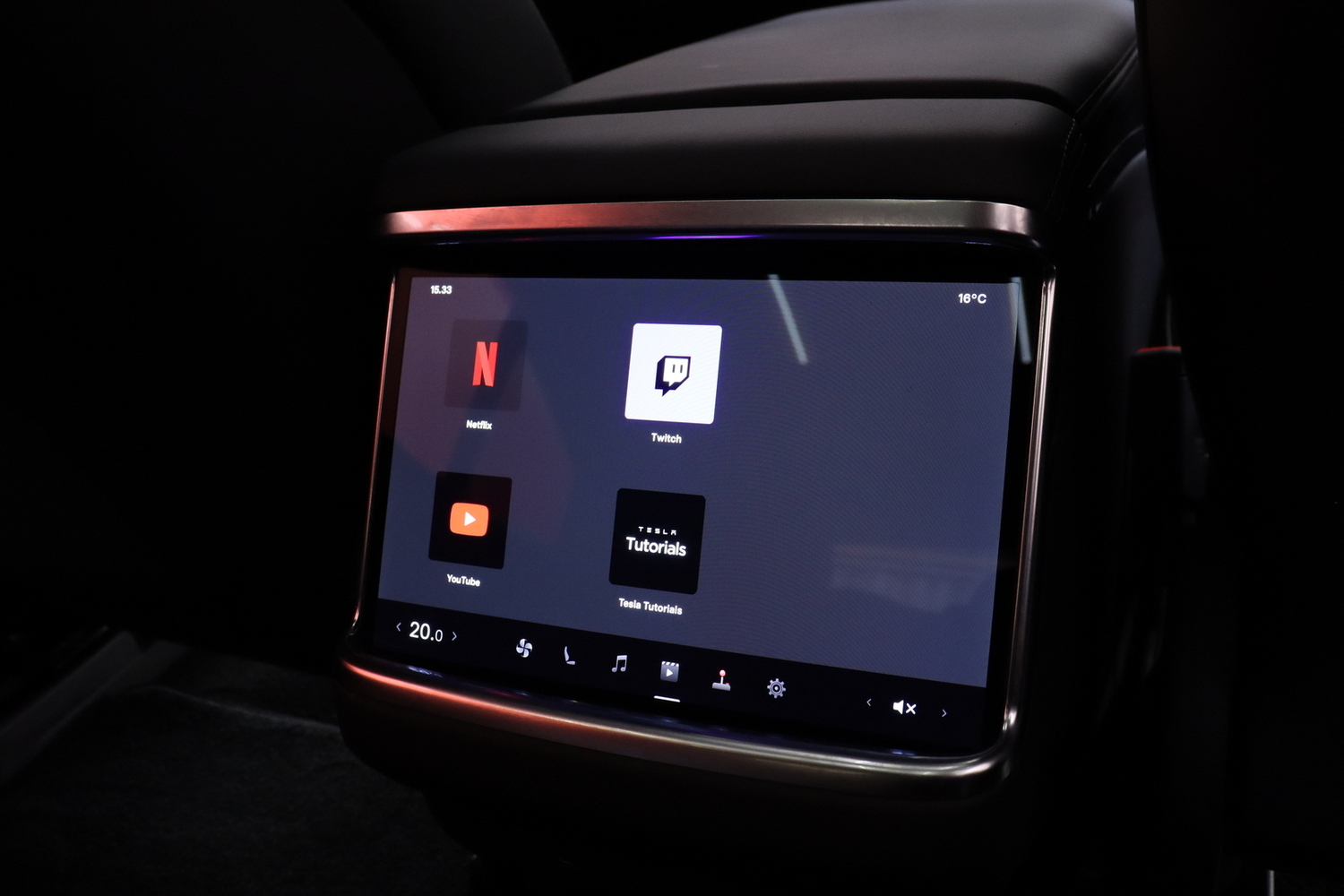 Tesla Model S vaihtoauto