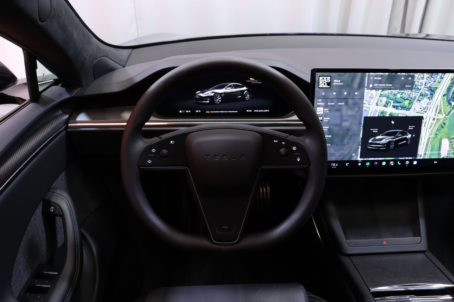 Tesla Model S vaihtoauto