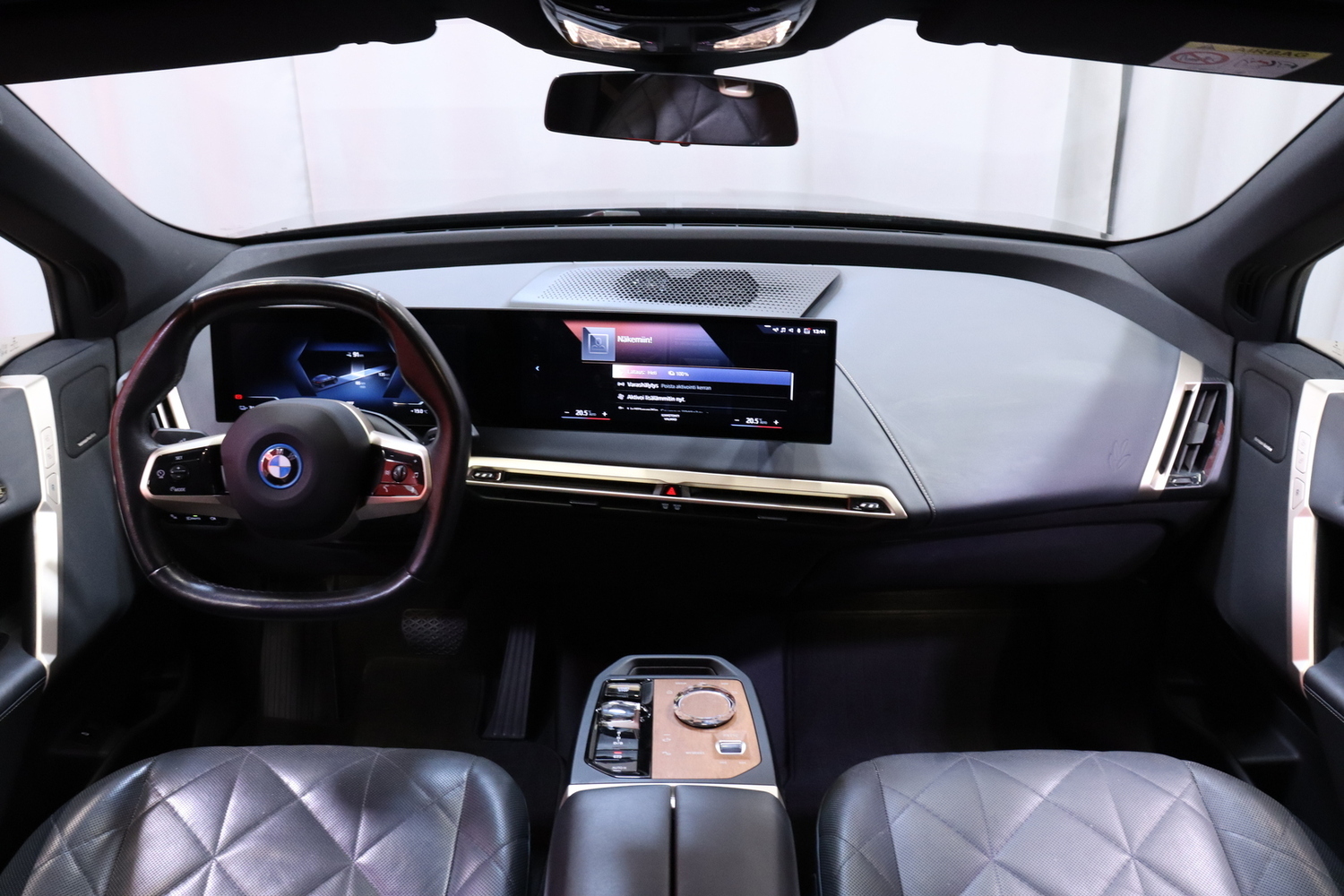 BMW iX vaihtoauto