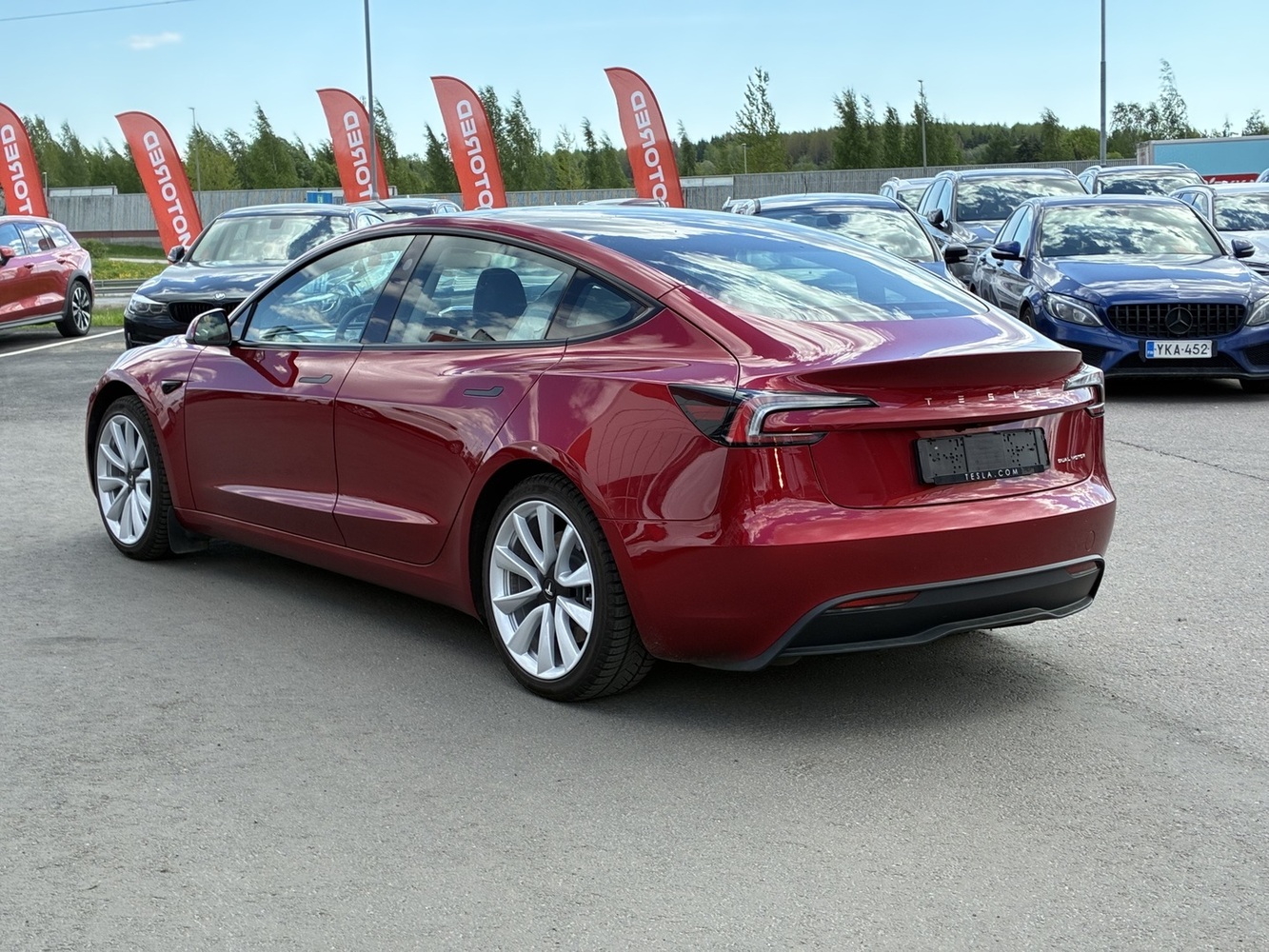 Tesla Model 3 vaihtoauto