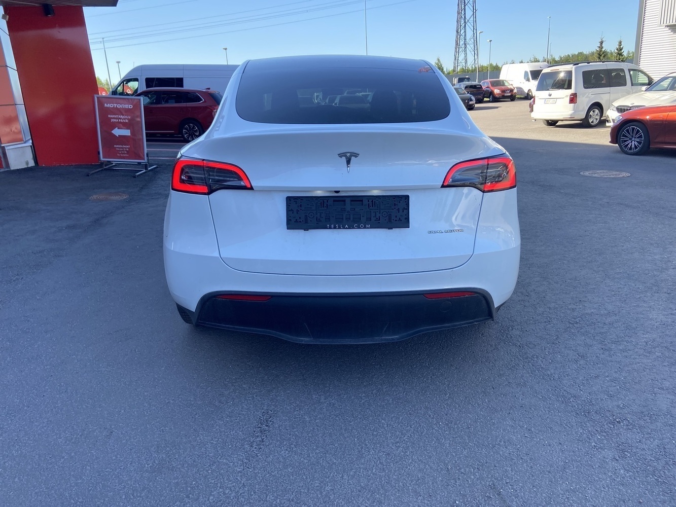 Tesla Model Y vaihtoauto