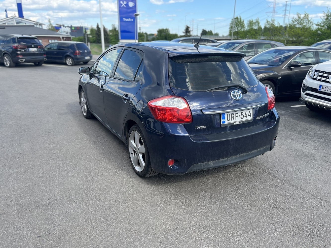 Toyota Auris vaihtoauto