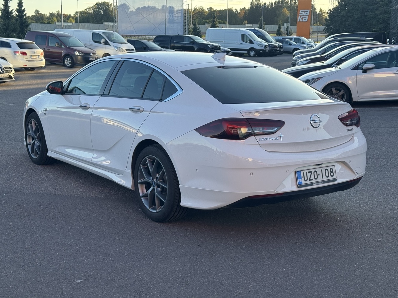 Opel Insignia vaihtoauto