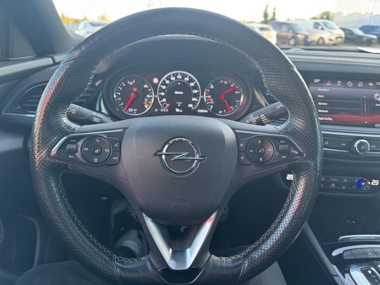 Opel Insignia vaihtoauto