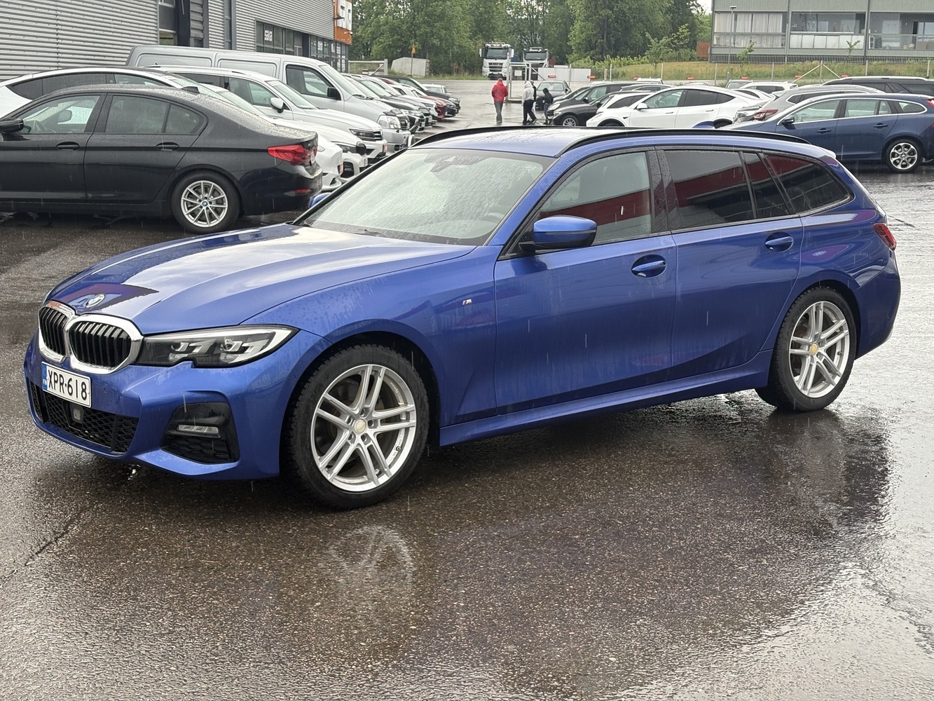 BMW 320 vaihtoauto