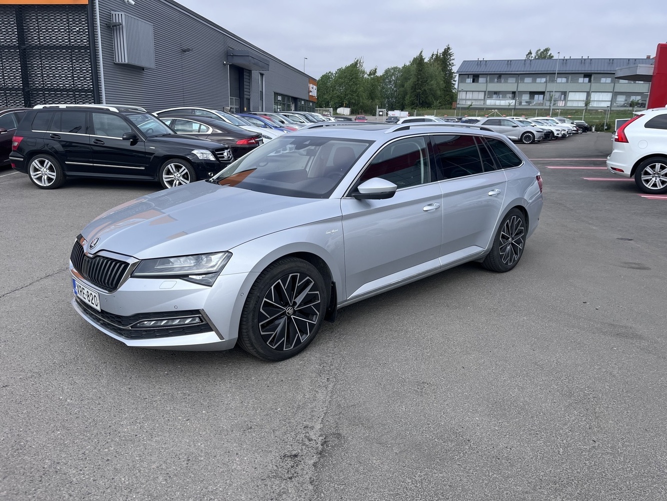 Skoda Superb vaihtoauto