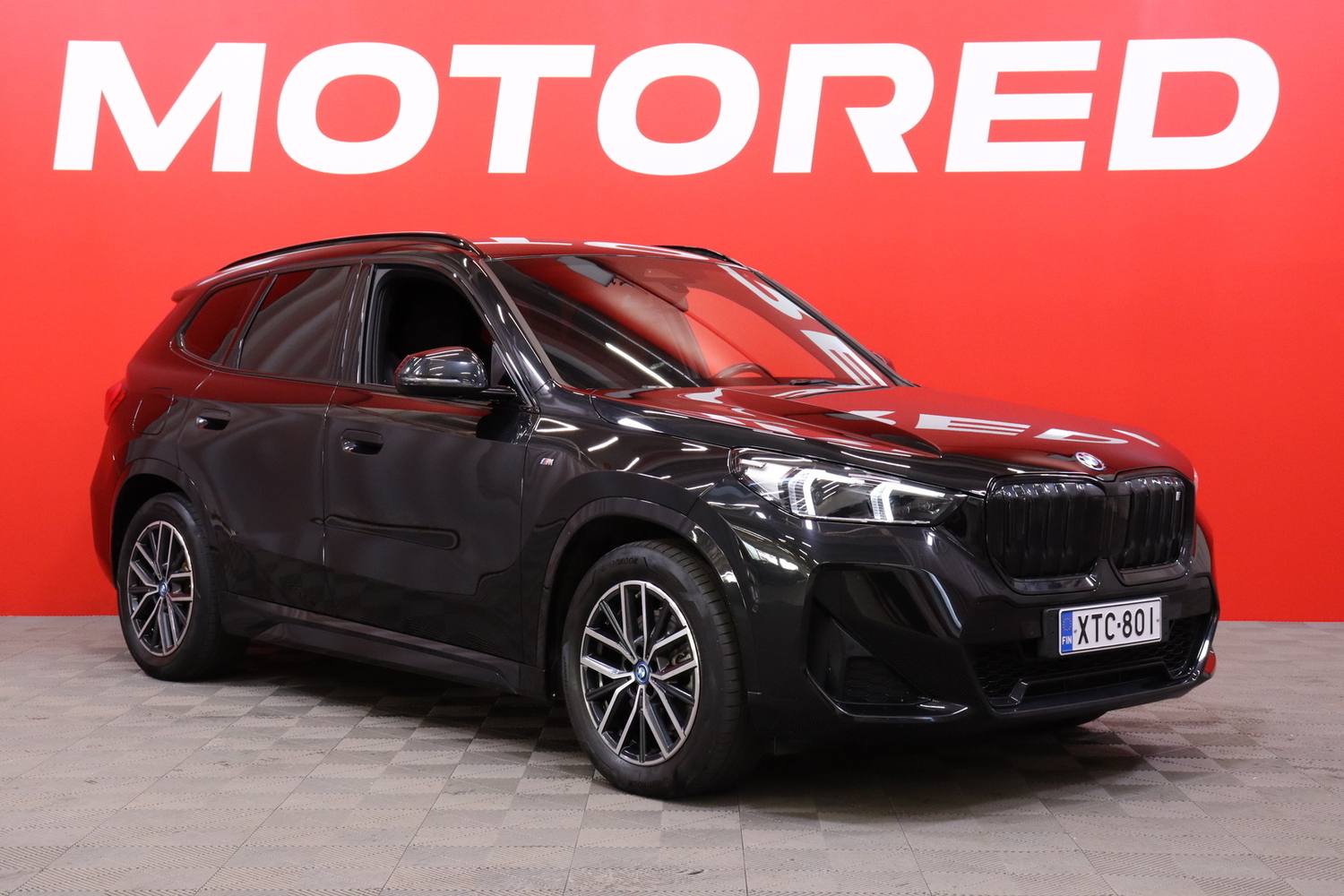 BMW iX1 vaihtoauto