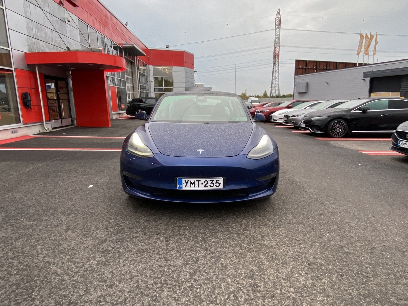 Tesla Model 3 vaihtoauto