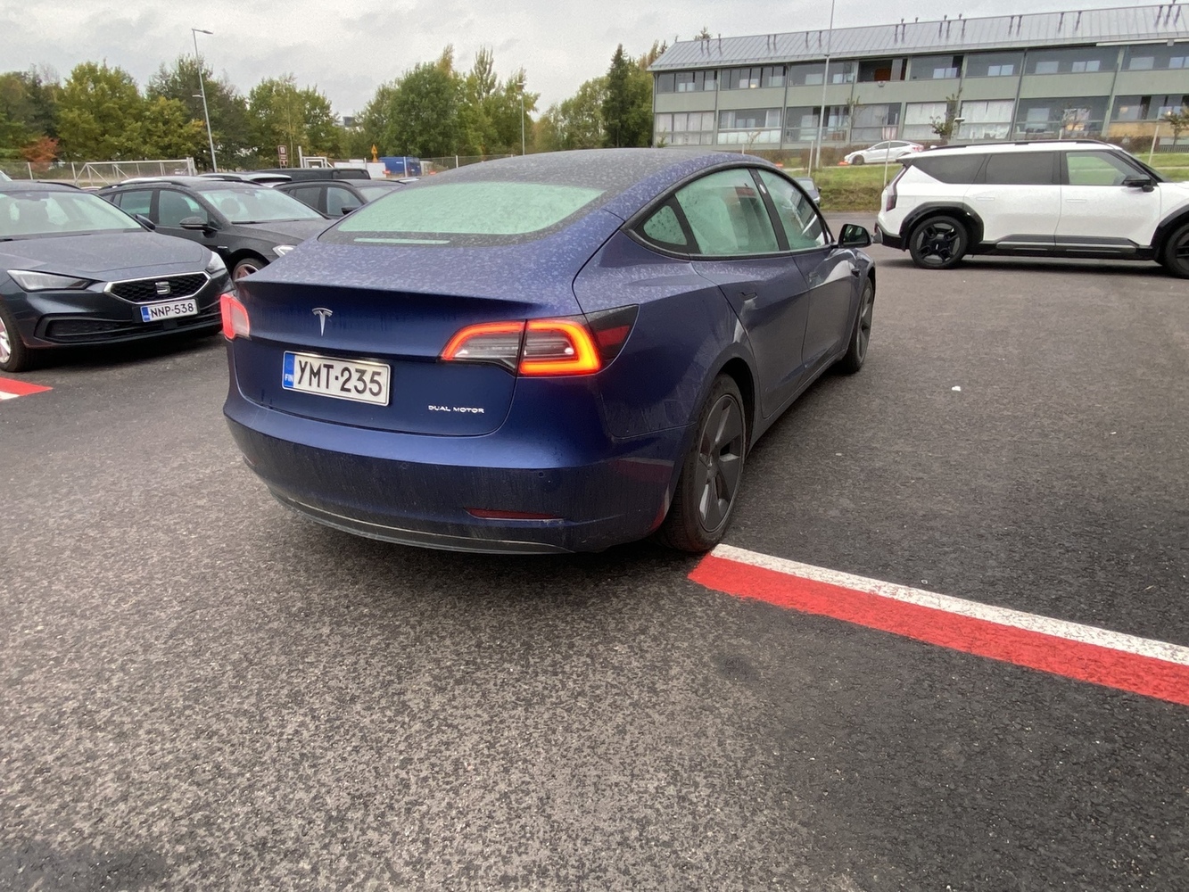 Tesla Model 3 vaihtoauto