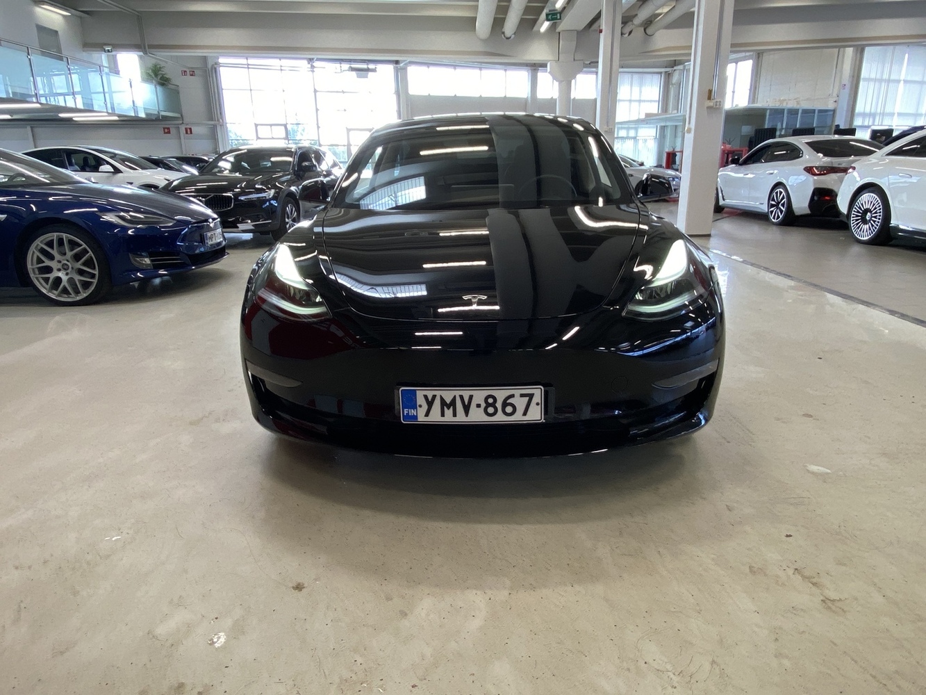Tesla Model 3 vaihtoauto