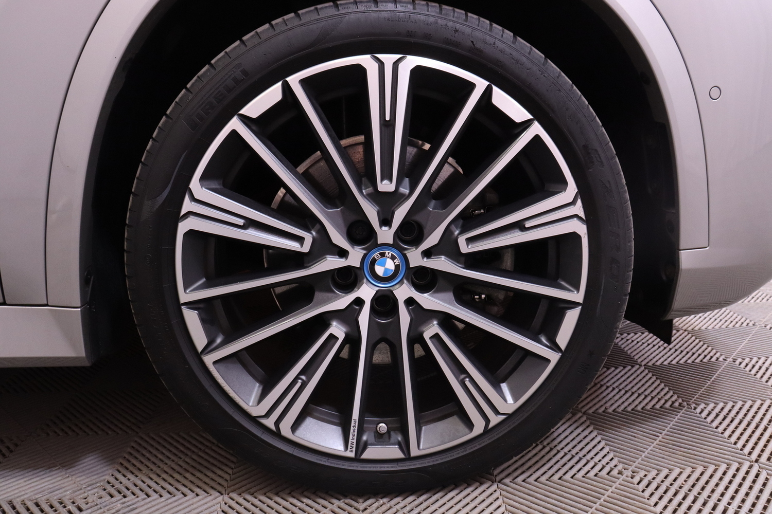 BMW iX1 vaihtoauto